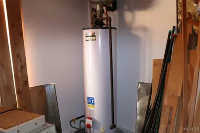 1247 Piney Ridge Place, Fawnskin, CA 92333 - Photo 23