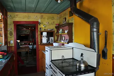 14 Lakeview Tract, Fawnskin, CA 92333 - Photo 13