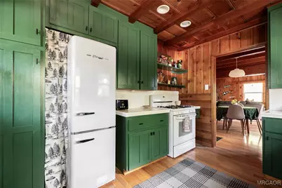 634 Rose Hill Drive, Crestline, CA 92325 - Photo 13