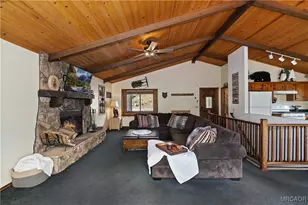 42895 Monterey St, Big Bear Lake, CA 92315 - Photo 9