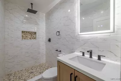 225 E Aeroplane Boulevard, Big Bear City, CA 92314 - Photo 9