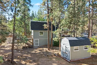 683 Orange Avenue, Sugarloaf, CA 92386 - Photo 35