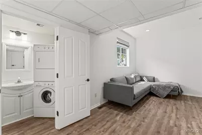 1242 Evergreen Lane, Lake Arrowhead, CA 92352 - Photo 29