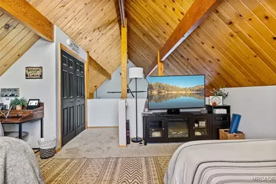 642 Villa Grove Avenue, Big Bear City, CA 92314 - Photo 23