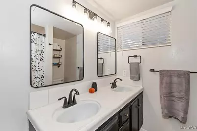 642 Villa Grove Avenue, Big Bear City, CA 92314 - Photo 37