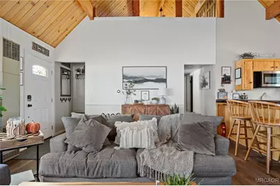 642 Villa Grove Avenue, Big Bear City, CA 92314 - Photo 5