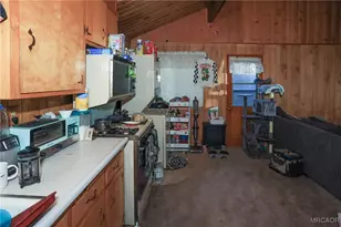 937 Michael Ave, Big Bear City, CA 92314 - Photo 11