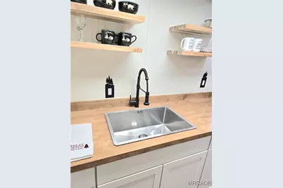 740 Oriole Drive, Big Bear Lake, CA 92315 - Photo 9