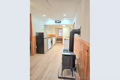 740 Oriole Drive, Big Bear Lake, CA 92315 - Photo 17