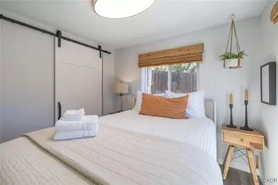 39470 North Shore Drive, Fawnskin, CA 92333 - Photo 11