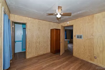 402 Highland Lane, Sugarloaf, CA 92386 - Photo 23