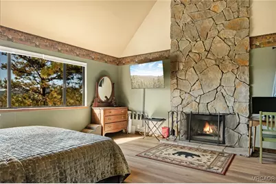 27808 Alpen Drive, Lake Arrowhead, CA 92352 - Photo 19