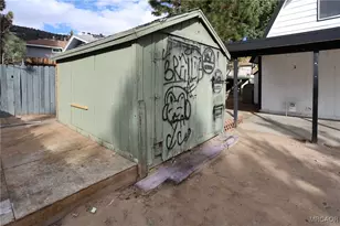 1092 Dumas Ln, Big Bear City, CA 92314 - Photo 25