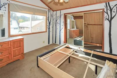 1092 Dumas Lane, Big Bear City, CA 92314 - Photo 15