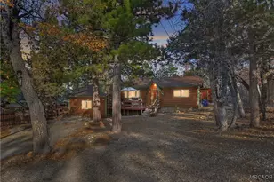 811 Leonard Ln, Sugarloaf, CA 92386 - Photo 1