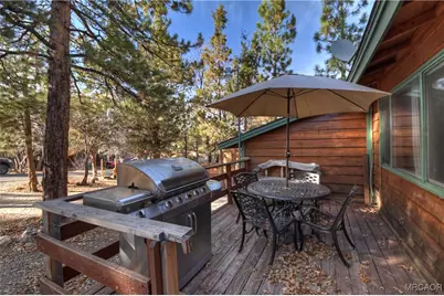 811 Leonard Lane, Sugarloaf, CA 92386 - Photo 15