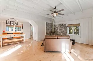 784 Sierra Vista Dr, Twin Peaks, CA 92391 - Photo 3