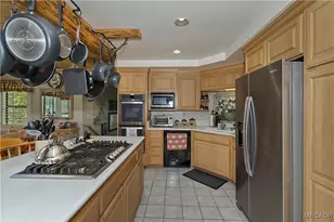 28220 Bern Ln, Lake Arrowhead, CA 92352 - Photo 19