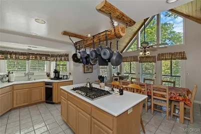 28220 Bern Lane, Lake Arrowhead, CA 92352 - Photo 13