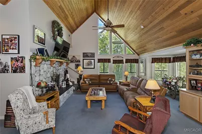 28220 Bern Lane, Lake Arrowhead, CA 92352 - Photo 5