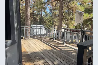 31120 Mountain Oak Drive, Running Springs, CA 92382 - Photo 39