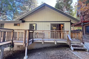 31120 Mountain Oak Dr, Running Springs, CA 92382 - Photo 37