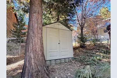 31120 Mountain Oak Drive, Running Springs, CA 92382 - Photo 37