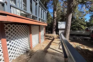 31120 Mountain Oak Dr, Running Springs, CA 92382 - Photo 41