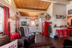 742 Cedar Ln, Sugarloaf, CA 92386 - Photo 7