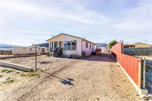 1818 Pond Dr, Big Bear City, CA 92314 - Photo 9