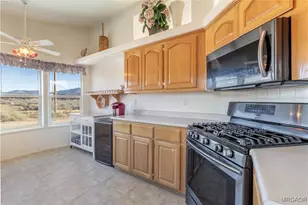 1818 Pond Dr, Big Bear City, CA 92314 - Photo 15