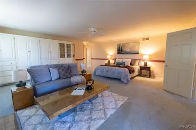 1660 Cascade Road, Big Bear City, CA 92314 - Photo 5