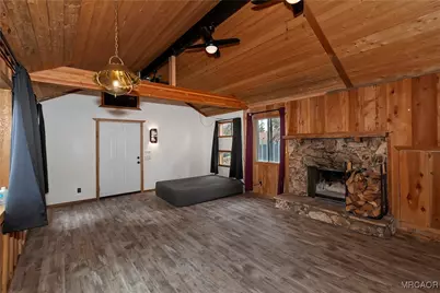 305 Wabash Lane, Sugarloaf, CA 92386 - Photo 9