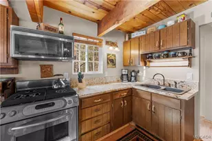 1289 Canyon Rd, Fawnskin, CA 92333 - Photo 7