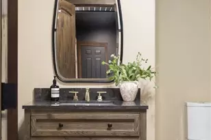 1010 Black Oaks Dr, Lake Arrowhead, CA 92352 - Photo 25