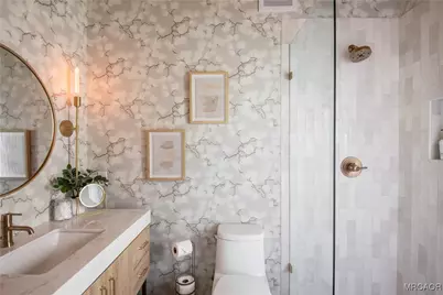 1340 Yosemite Drive, Lake Arrowhead, CA 92352 - Photo 17