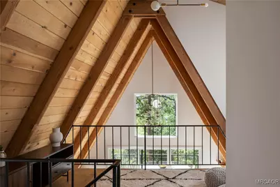 1340 Yosemite Drive, Lake Arrowhead, CA 92352 - Photo 13