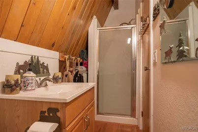 42768 Alta Vista Avenue, Big Bear Lake, CA 92315 - Photo 25