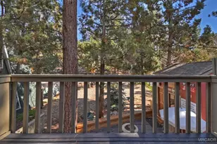 172 Vista Ln, Sugarloaf, CA 92386 - Photo 13