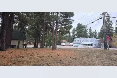 39731 Lakeview Drive, Big Bear Lake, CA 92315 - Photo 17
