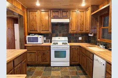 40226 Guinan Lane, Big Bear Lake, CA 92315 - Photo 11