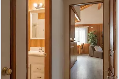 936 Wendy Avenue, Big Bear City, CA 92314 - Photo 23