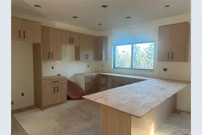 526 Woodside Drive, Big Bear City, CA 92314 - Photo 9