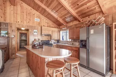 433 Catalina Road, Big Bear Lake, CA 92315 - Photo 11