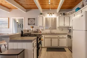 1037 Sequoia Dr, Big Bear City, CA 92314 - Photo 13