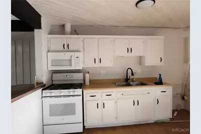 532 E Meadow Lane, Big Bear City, CA 92314 - Photo 9