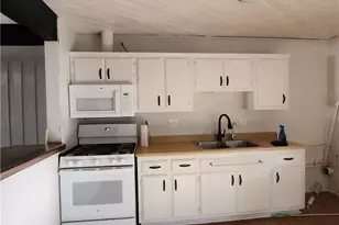 532 E Meadow Ln, Big Bear City, CA 92314 - Photo 9