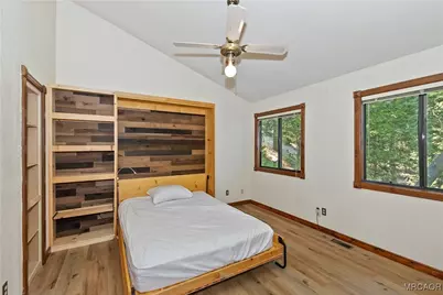 501 Wellsley, Lake Arrowhead, CA 92352 - Photo 15