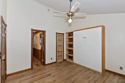 501 Wellsley, Lake Arrowhead, CA 92352 - Photo 13