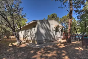 775 Riverside Ave, Sugarloaf, CA 92386 - Photo 19